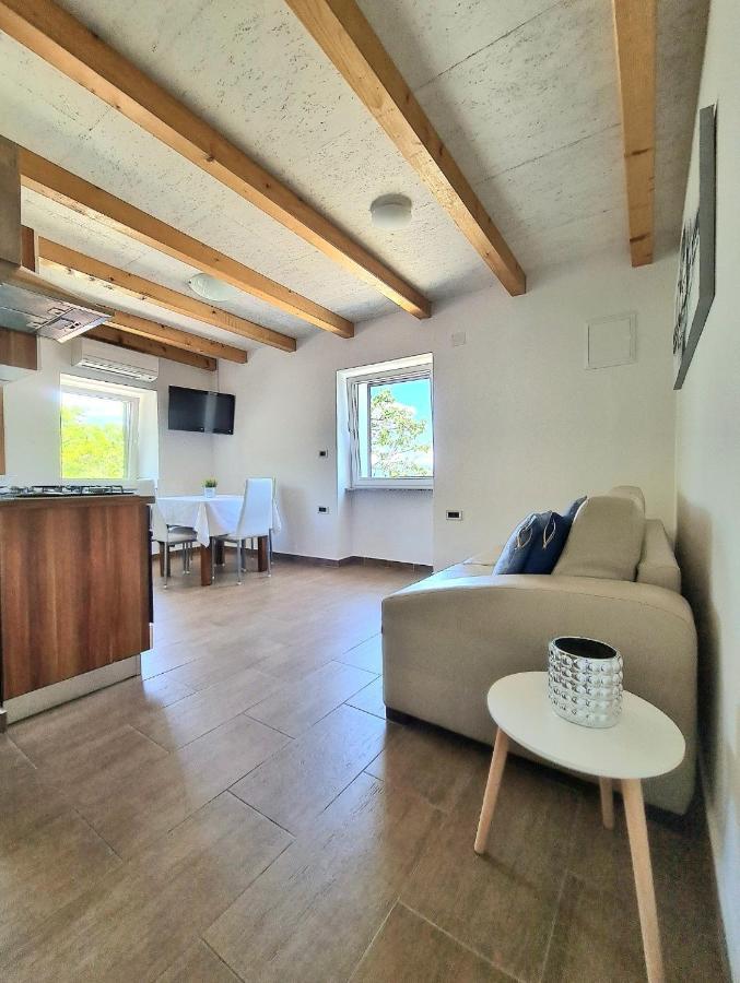 Apartments Sveti Ivan Moscenicka Draga Bagian luar foto